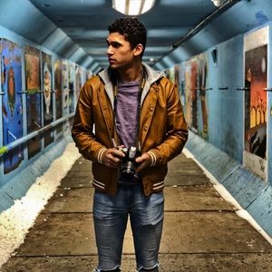 Meet your Posher, Aj